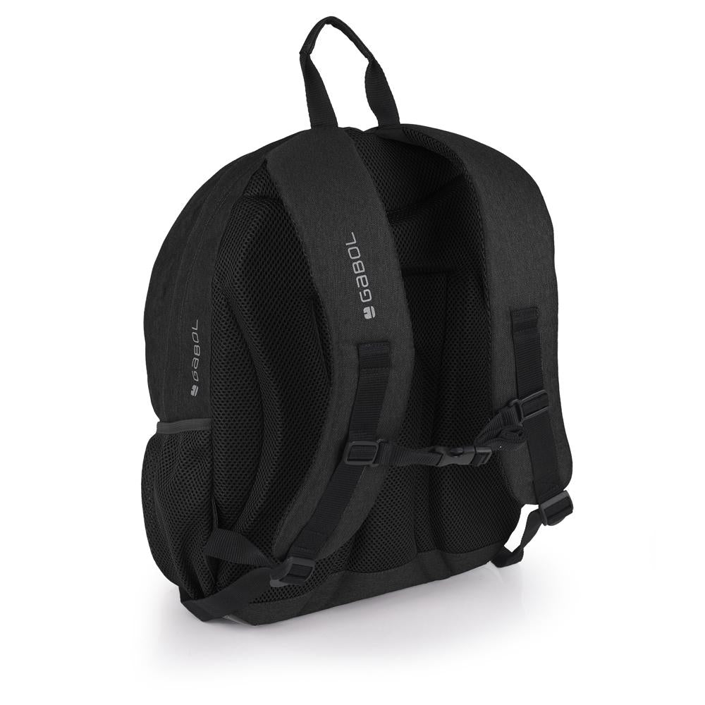 Detalle posterior de la mochila Gabol Wolf negra con espalda de rejilla transpirable, tirantes ergonómicos y cierre de pecho para mejorar la sujeción.
