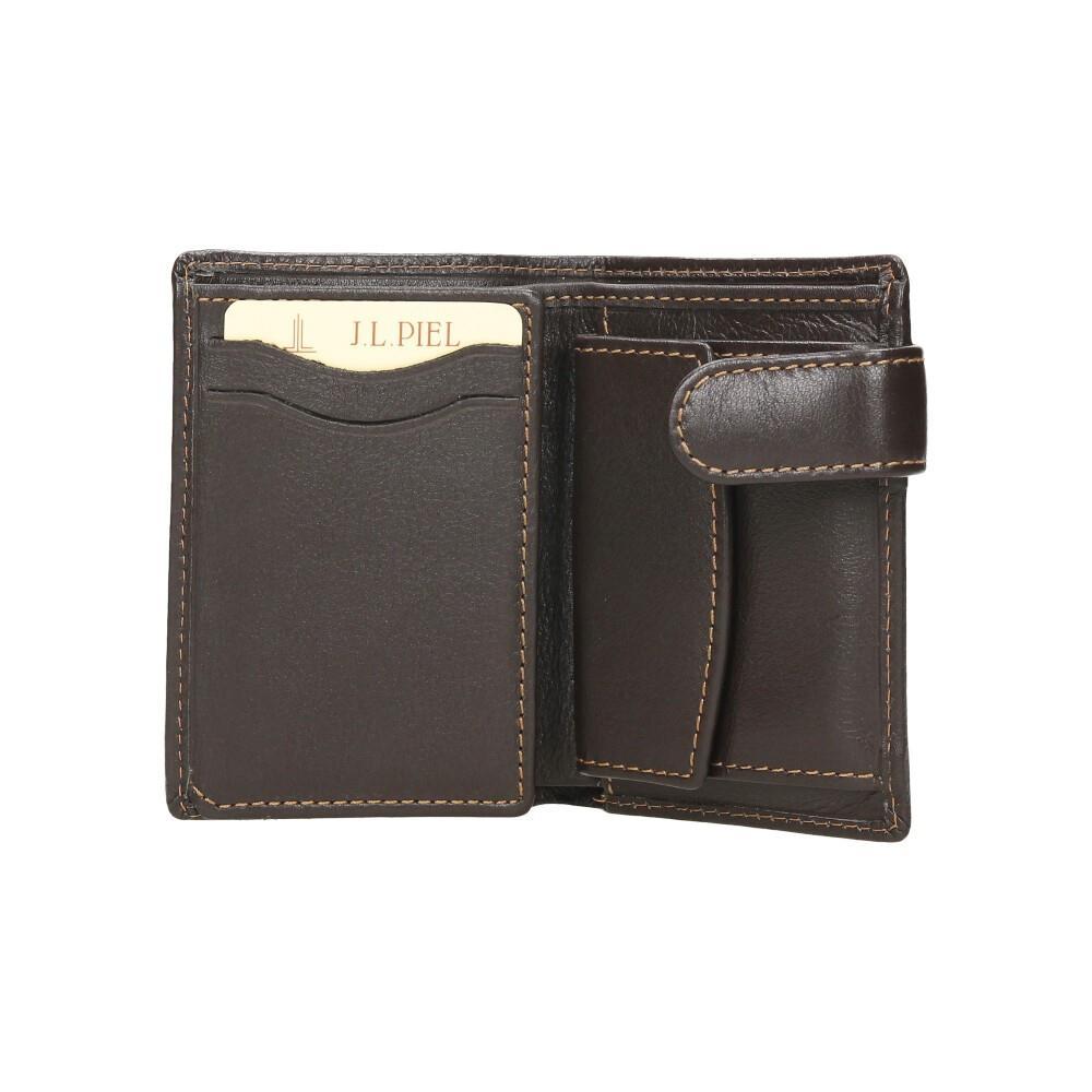 Detalle interior de cartera de piel marrón para hombre con compartimentos para tarjetas, monedero integrado y formato vertical.