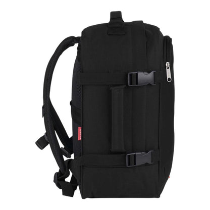Vista lateral de la mochila Gabol Week negra con correas de compresión para ajustar el equipaje, disponible en tiendas Luisipo de Madrid.