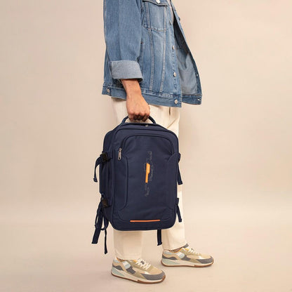 Mochila bajo asiento Gabol Week azul marino cómoda para viajar, escapadas de fin de semana y desplazamientos con equipaje ligero.