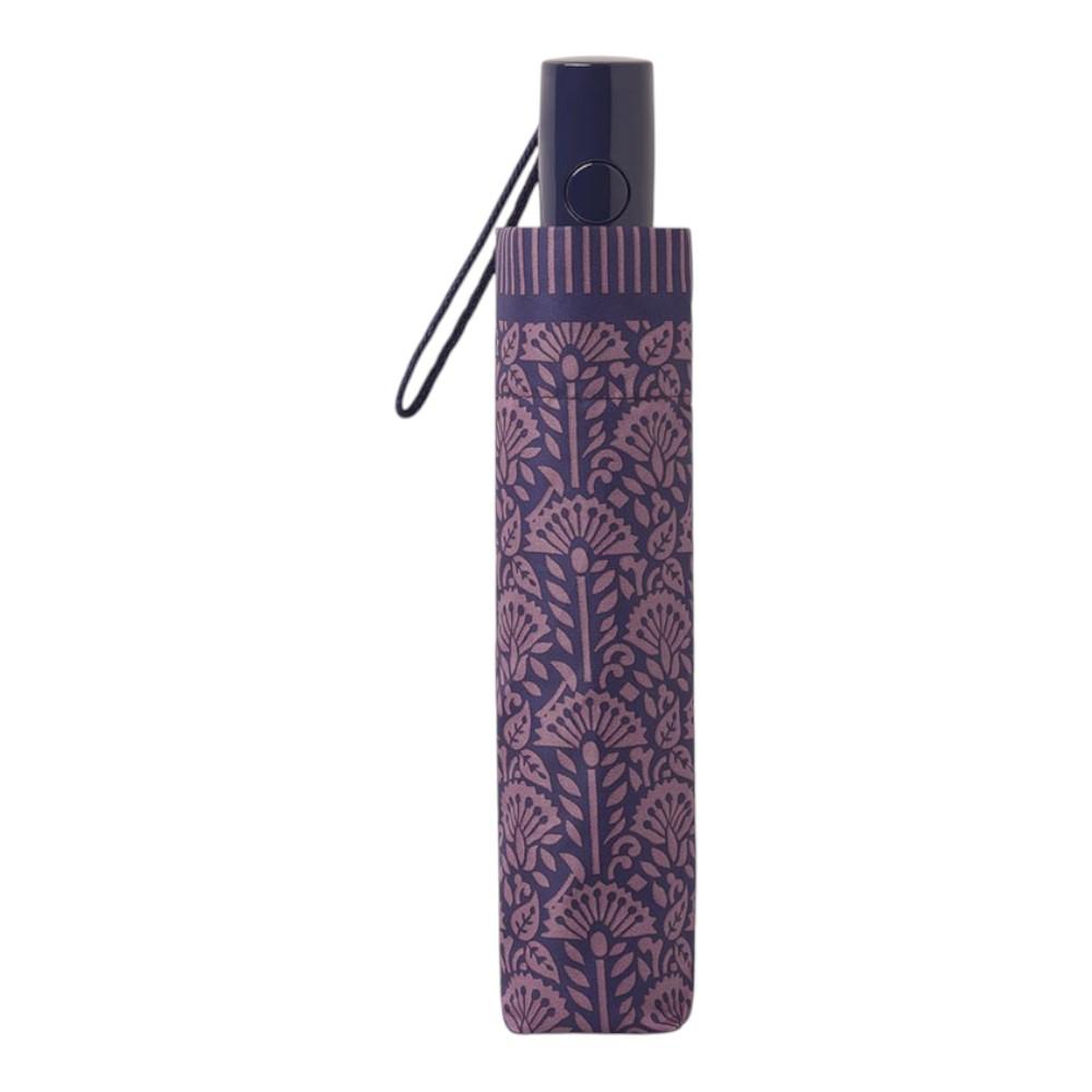 Vista frontal del paraguas corto para mujer C-Collection en color morado con estampado floral, apertura automática y funda a juego.