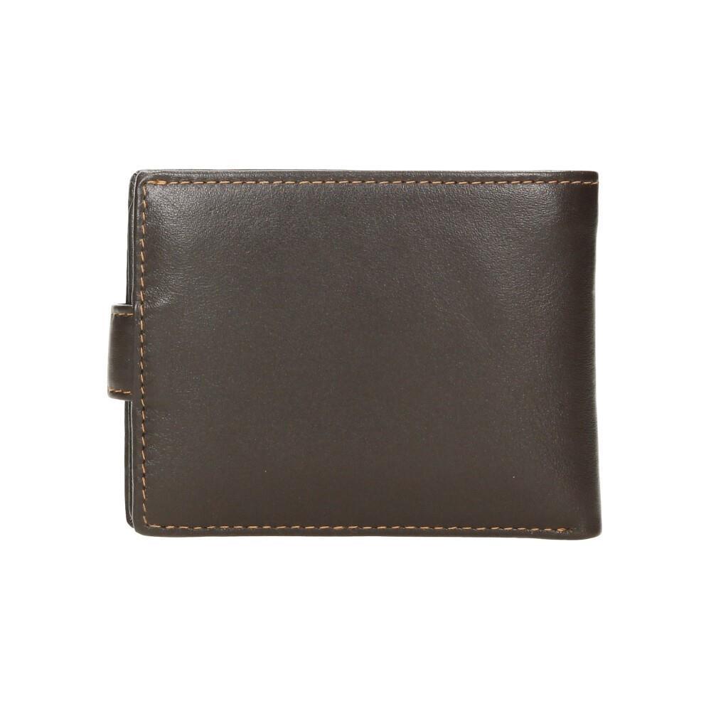 Vista posterior de cartera masculina de piel marrón fabricada en España con acabado clásico.