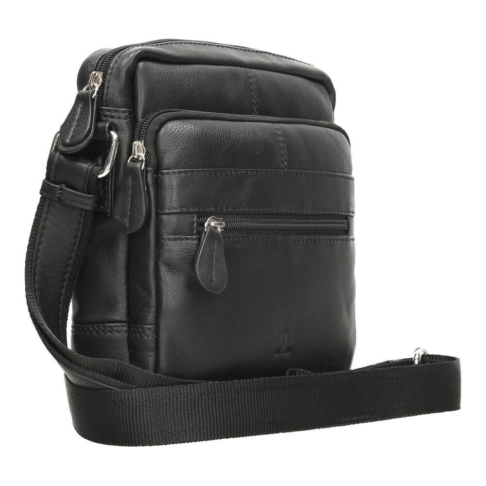 Vista lateral del bolso de hombre J.L Piel donde se aprecia el grosor, los compartimentos laterales y la bandolera regulable de piel y textil.