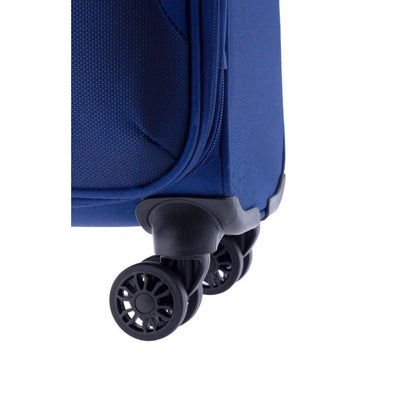 Detalle de las ruedas dobles de la maleta de cabina Gladiator 3D azul disponible en Luisipo, diseñadas para facilitar el desplazamiento.