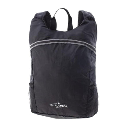 Mochila de viaje plegable de color negro abierta fabricada en nylon ripstop resistente.